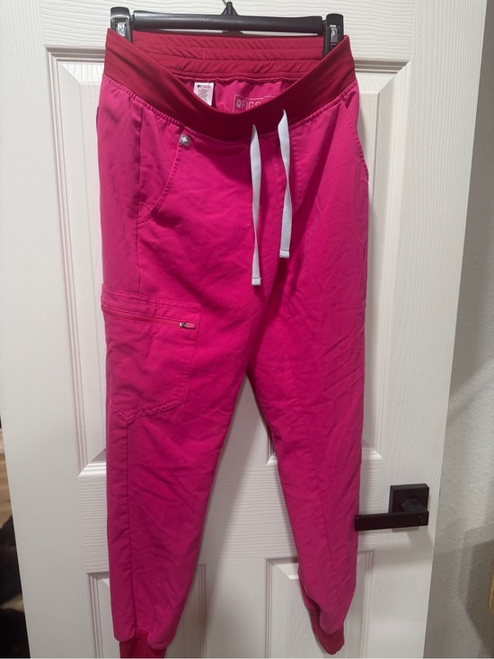 Figs Pants - Figs shocking Pink Jogger Scrub Pants
